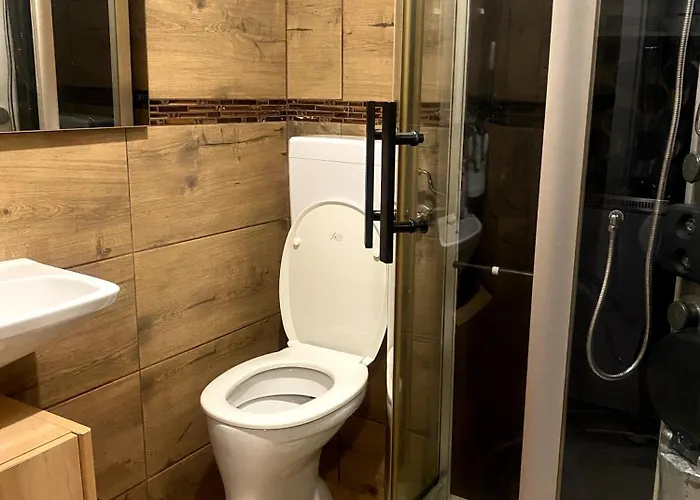 Apartament Private Lowerground With Terrace *